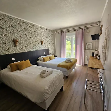 ホテル Logis Restaurant L'escapade 2*